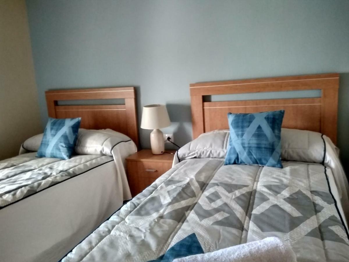 Apartamento Turistico La Victoria Trujillo Extérieur photo