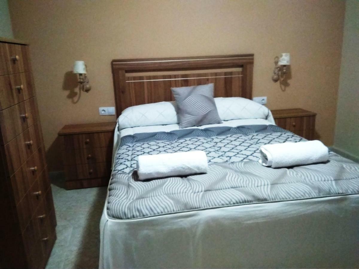 Apartamento Turistico La Victoria Trujillo Extérieur photo